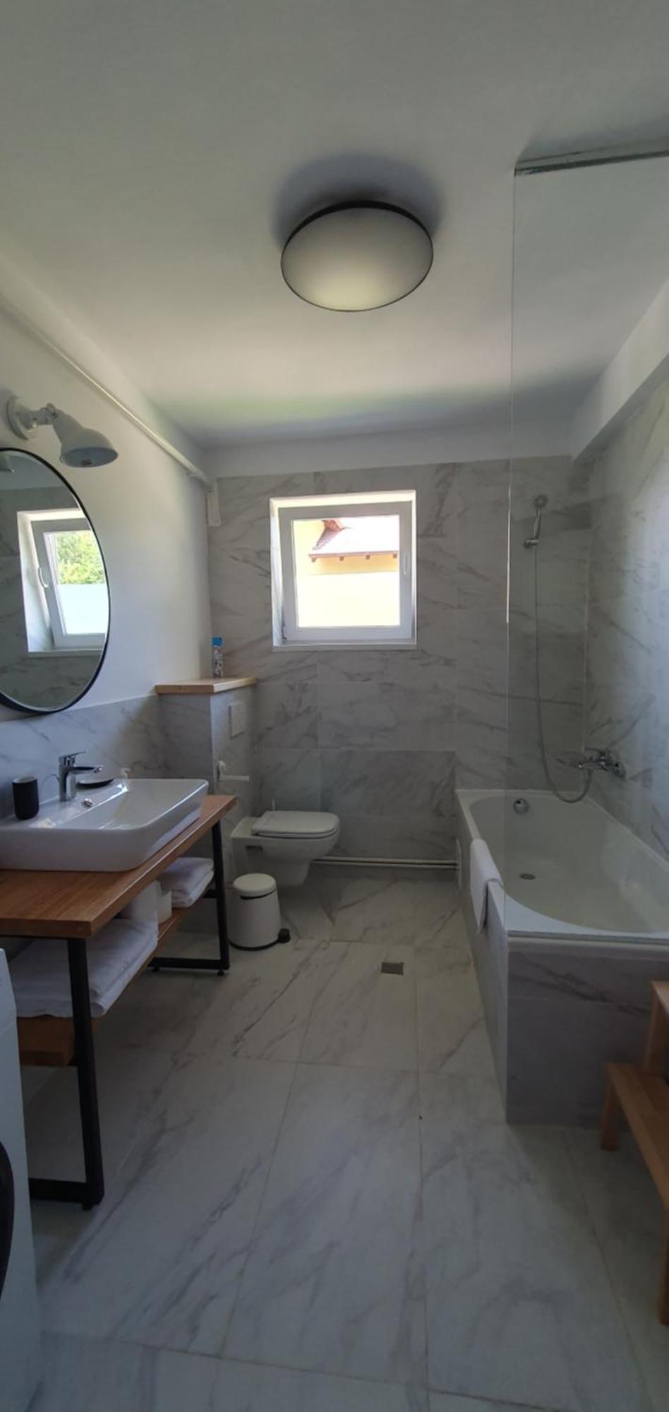 The Pines Serviced Apartments Braşov Extérieur photo